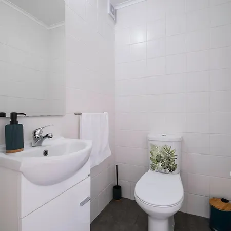 Casa Formosa - Host & Chill Guest house *