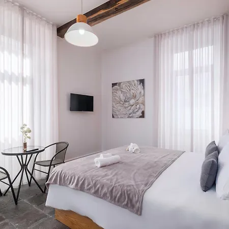 Casa Formosa - By Host & Chill